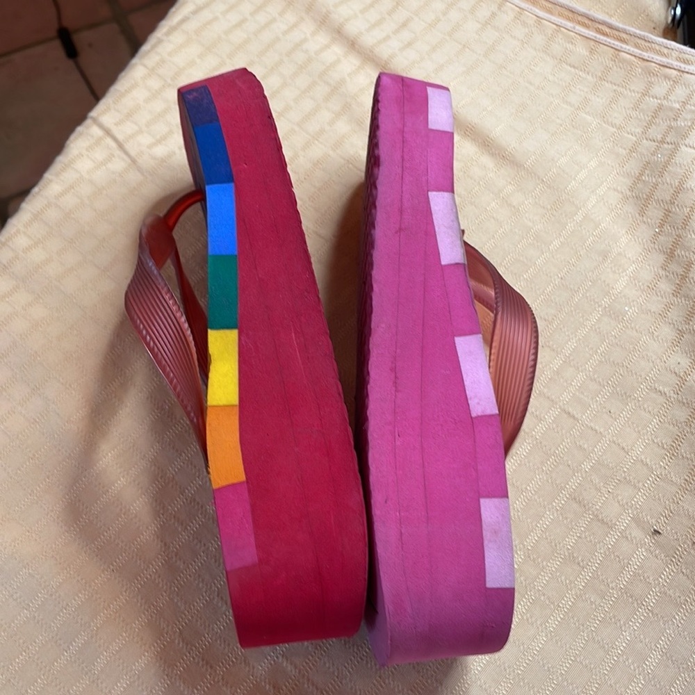 Two pairs of Flip flops